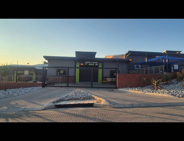 457M² WAREHOUSE TO LET IN RIVERSIDE PARK